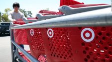 Target's lousy weekend: Store has more technical problems it says were unrelated to Saturday's