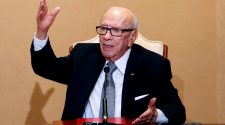 Health of hospitalised Tunisian president begins to improve: adviser