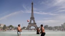 Tourists forced to adapt as Europe waits for relief from record-breaking heat