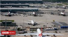 Climate change: Half world's biggest airlines don't offer carbon offsetting