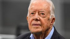 Jimmy Carter returns to teach Sunday school for first time since breaking hip