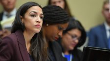 Ocasio-Cortez says Dems are 'sitting on our hands' on impeachment