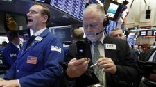 US stocks trade lower on weak Chinese data, chip shares