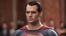 Henry Cavill Awkwardly Agrees That He's Still Superman In New Interview