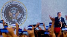 Fake presidential seal at Trump Turning Point event by Charles Leazott