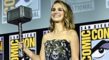 Natalie Portman Will Be The Female Thor In The New Marvel Movie
