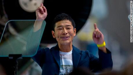 Why a Japanese billionaire wants to send artists to the moon