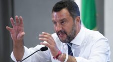 Italian politicians try to stop push for elections