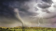Breaking: tornado touches ground in Natrona County