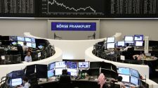 European shares edge higher as investors tread lightly By Reuters