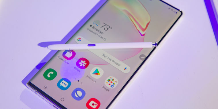 Galaxy Note10 hands-on: Samsung falls behind the competition