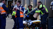 Man goes on stabbing rampage in Sydney, shouts ‘Allahu Akbar’ & ‘shoot me’ (VIDEO) — RT World News