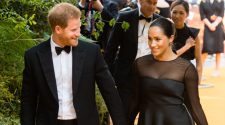 Meghan Markle and Prince Harry have reportedly been breaking etiquette by insisting on sitting next to each other at dinner parties [Image: Getty]