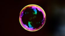 The chemistry behind how you make a record-breaking giant soap bubble