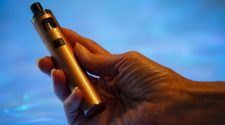 Washington lawmakers, health officials weigh responses to mysterious lung illnesses linked to e-cigarettes