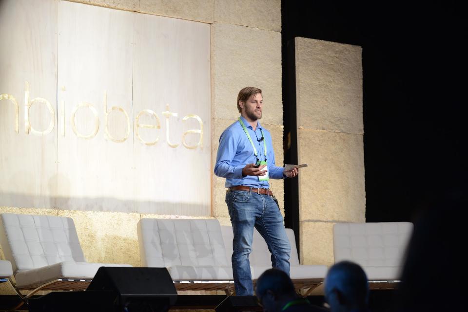 Zack Abbott at the SynBioBeta Conference in 2018