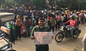 Crowds in Delhi participating in the climate strike