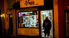 Vape shop owners sue Massachusetts over product sale ban