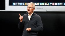 Apple in trade war 'nightmare' and iPhones in limbo