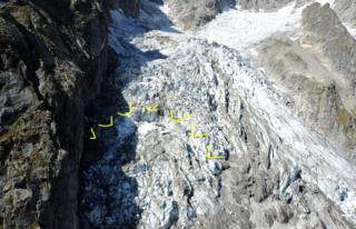 Officials in Courmayeur highlighted in yellow the area of the glacier at risk of collapse