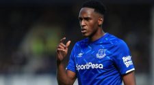 Yerry Mina: Everton defender fined £10,000 for breaking FA betting rules