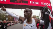 Eliud Kipchoge runs 1:59 marathon, first to break 2 hours – OlympicTalk