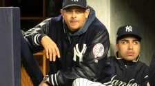 Yankees' Aaron Boone pushes right buttons