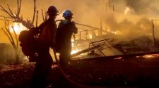 Easing winds give firefighters a break in California wildfire battle