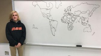 Middle school student can draw world map from memory