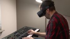 Blind musician gains sight with new technology