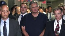 New York judge dismisses state indictment against Paul Manafort