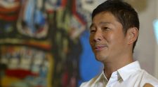 Yusaku Maezawa: Japanese billionaire seeks 'life partner' for Moon voyage