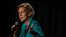 Des Moines Register Endorses Elizabeth Warren