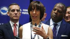 Prosecutors recommend nearly 5-year sentence for ex-Baltimore mayor in 'Healthy Holly' scandal
