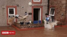 Coastal floods warning in UK as sea levels rise