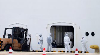 Coronavirus Live Updates: Japanese Official Tests Positive After Visit to Cruise Ship