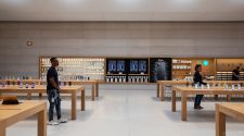 Apple to close US retail stores and all others outside China until March 27th