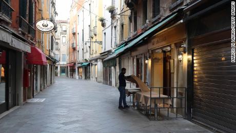 Cities deserted, families separated and social life on hold in Italy&#39;s first day of lockdown