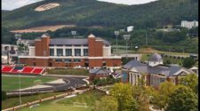 Liberty University students to return to campus after spring break