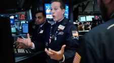 Sell-off deepens, trading halted, S&P 500 heads for bear market