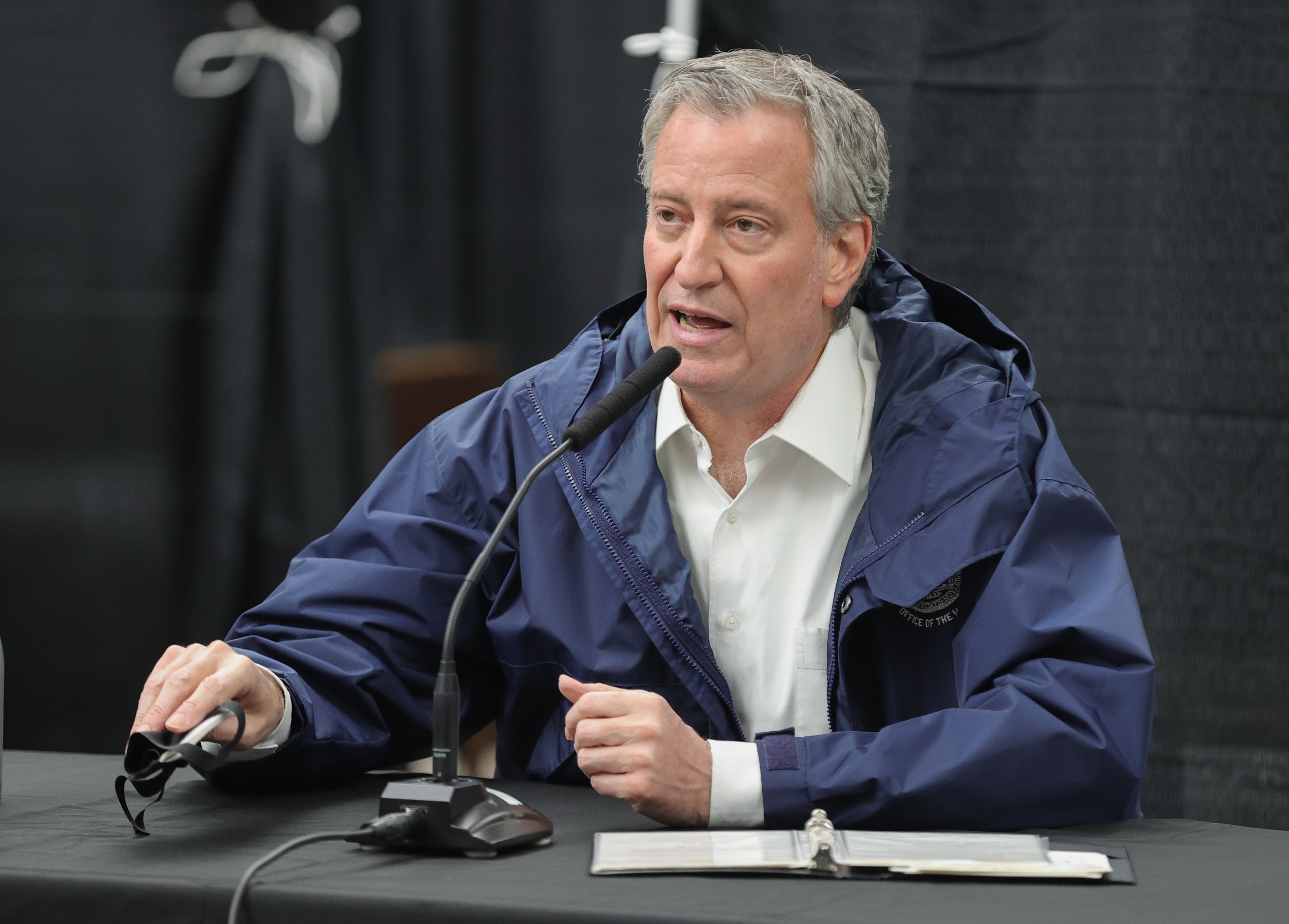 NYC to hire 1,000 health workers in May to trace cases, Mayor de Blasio says