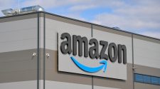 Amazon to fire workers who break distancing rules amid coronavirus
