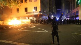 Protest escalates in downtown Portland, demonstrators break into mall, justice center