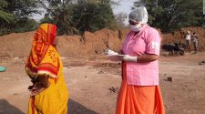 India's rural health care workers push for more coronavirus pay