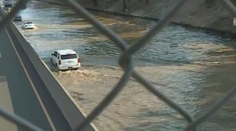 Water Main Break Floods Roadway, Spills Onto Highway 99 In South Sacramento – CBS Sacramento