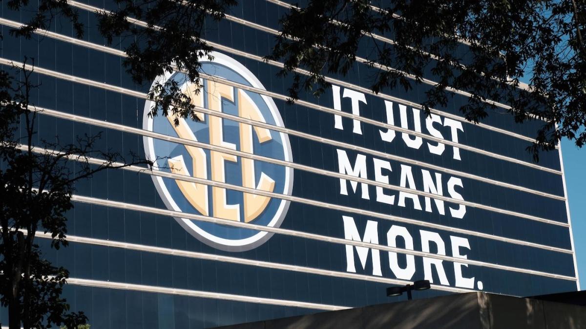 SEC football schedule 2020: 10-game, conference-only slate begins Sept. 26 with two open dates