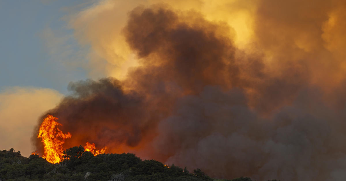 Apple Fire In Southern California Forces Evacuations 