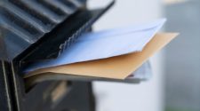 3 Ways Technology Helps You Make Money With Direct Mail Marketing