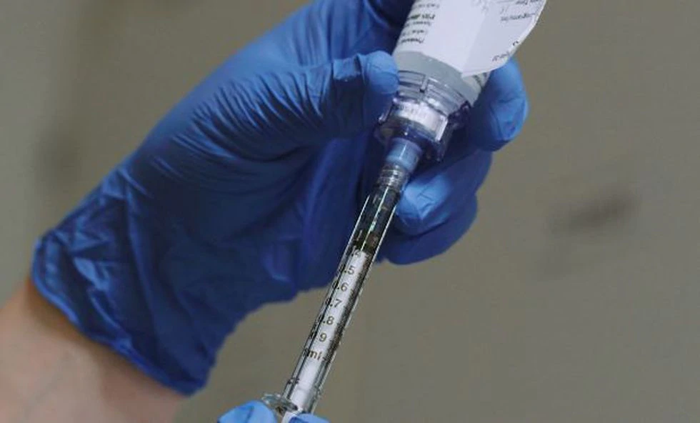 Vaccine makers using new mRNA vaccine technology to beat coronavirus