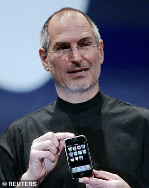 Steve Jobs presents the iPhone to the world